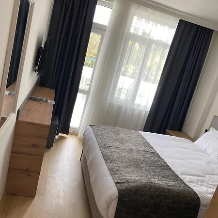 Rafael Otel 3*